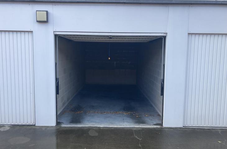 garage open poort